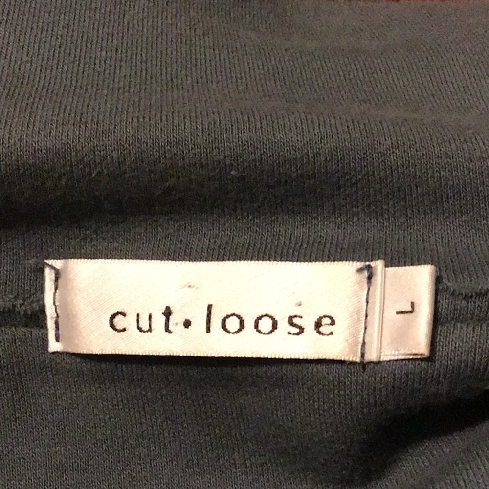 CUT*LOOSE SWEATER - Picture 5 of 5